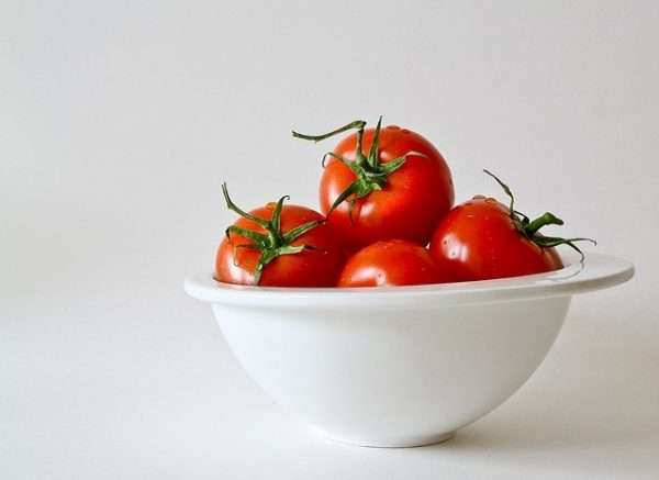 Does eating tomatoes cause kidney stones? Find out the truth ...!